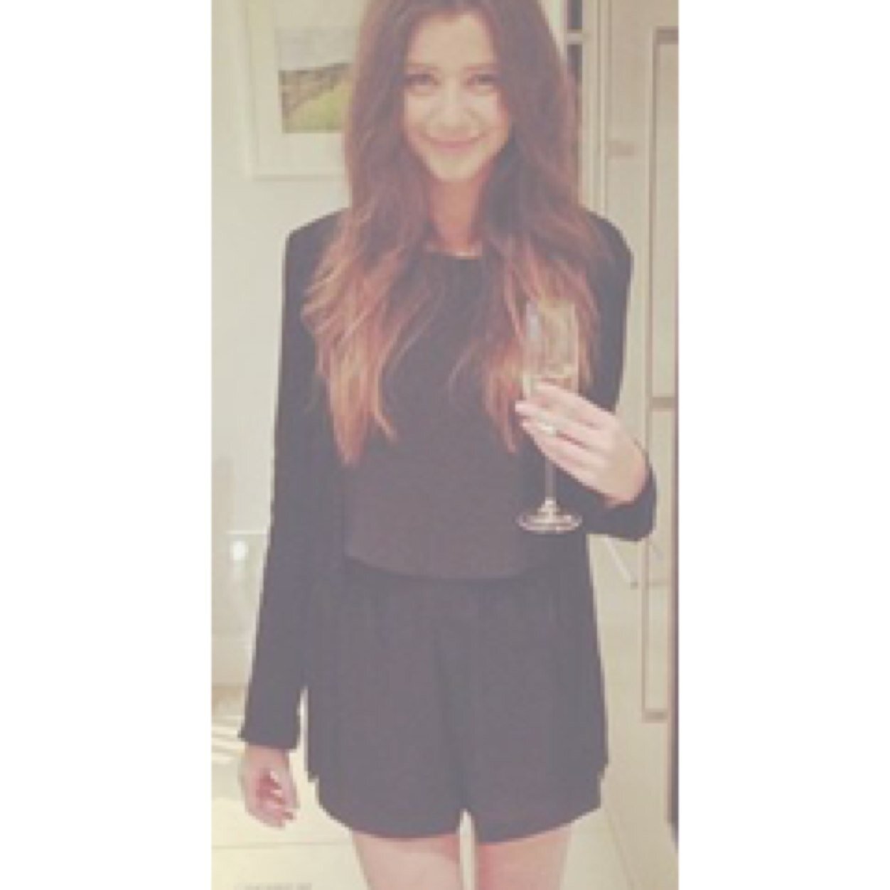 supcrwomcn's profile picture. Shit happens, but life does go on.