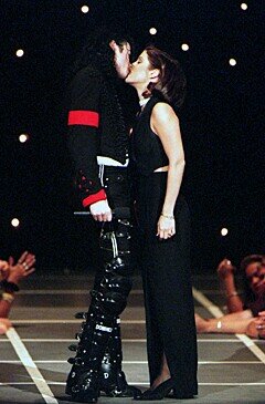 I'm Michael Jackson (Parody/roleplay) beautiful wife to @Michael19585