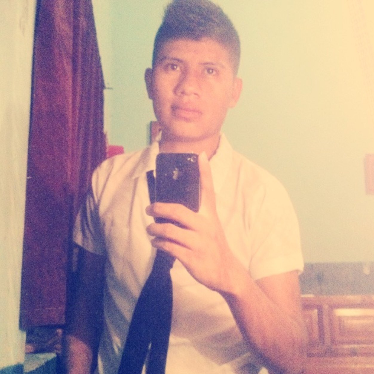 Soy muy buena onda me gusta el desma... Me llamo macbani,me gusta estar al tanto en lo que pasa en las redes, seré un poco feo pero al menos soy gracioso ;)