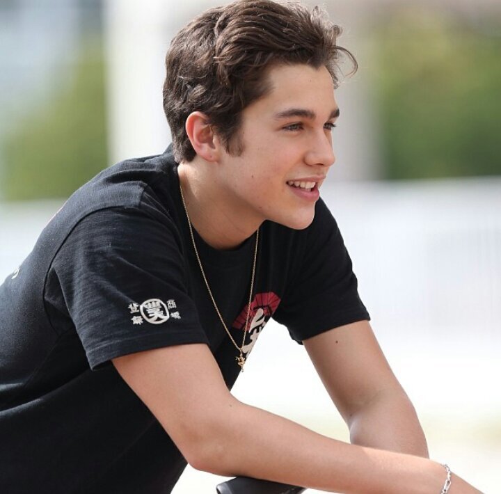 sarah4neymar's profile picture. Sarah 15 Mahomie Janoskinator Beliber Magcon Boys :)