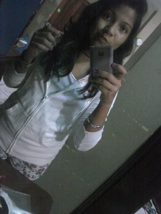 Soy una xika extrovertida y risueña...y muy divertida *---*