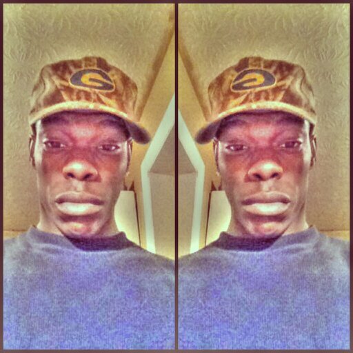 Juⓢt Ah Yoⓤng Nigga Wiⓣh Bⓘg Drⓔams
