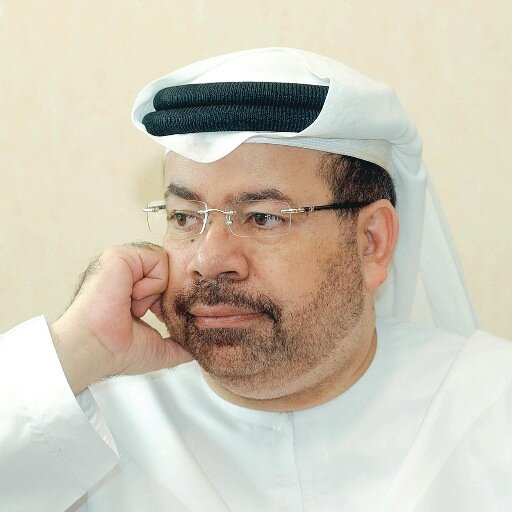 شاعر وكاتب صحفي وناشط ثقافي إماراتي،   رئيس  تحرير  صحيفة 