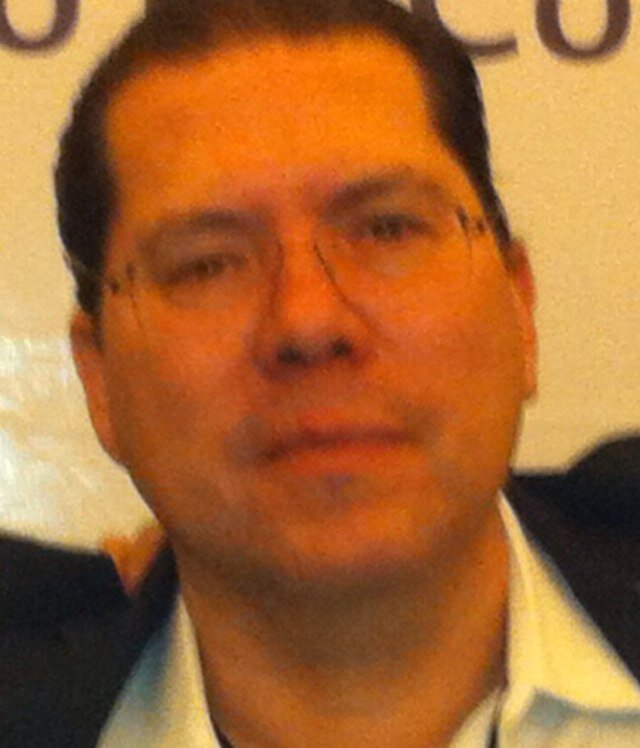 CASADO, PADRE DE FAMILIA Y ABOGADO. ATTORNEY AT LAW IN MÉXICO CITY. DISTRITO FEDERAL, MÉXICO 1990