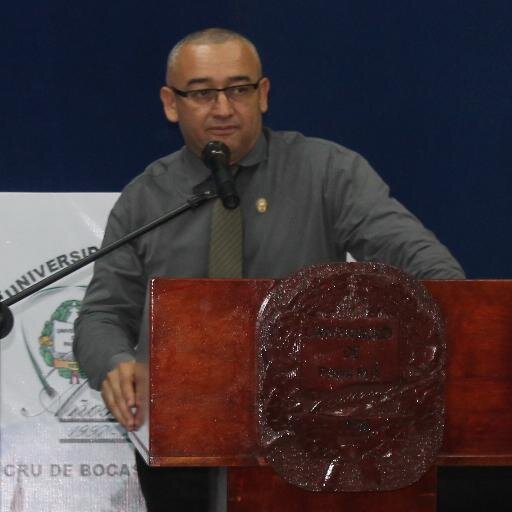 Soy el Prof. Hilario Yunier Campos Pinto, resido en Bocas del Toro, Panamá. Profesional de Geografía.