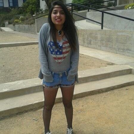 NayaretCamilaxD's profile picture. https://t.co/0LJybPWcmf