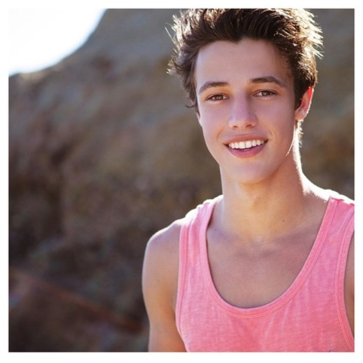 Follow me if you like the #magconboys #camerondallas #nashgrier #austinmahone #justinbieber... OR NAH !!