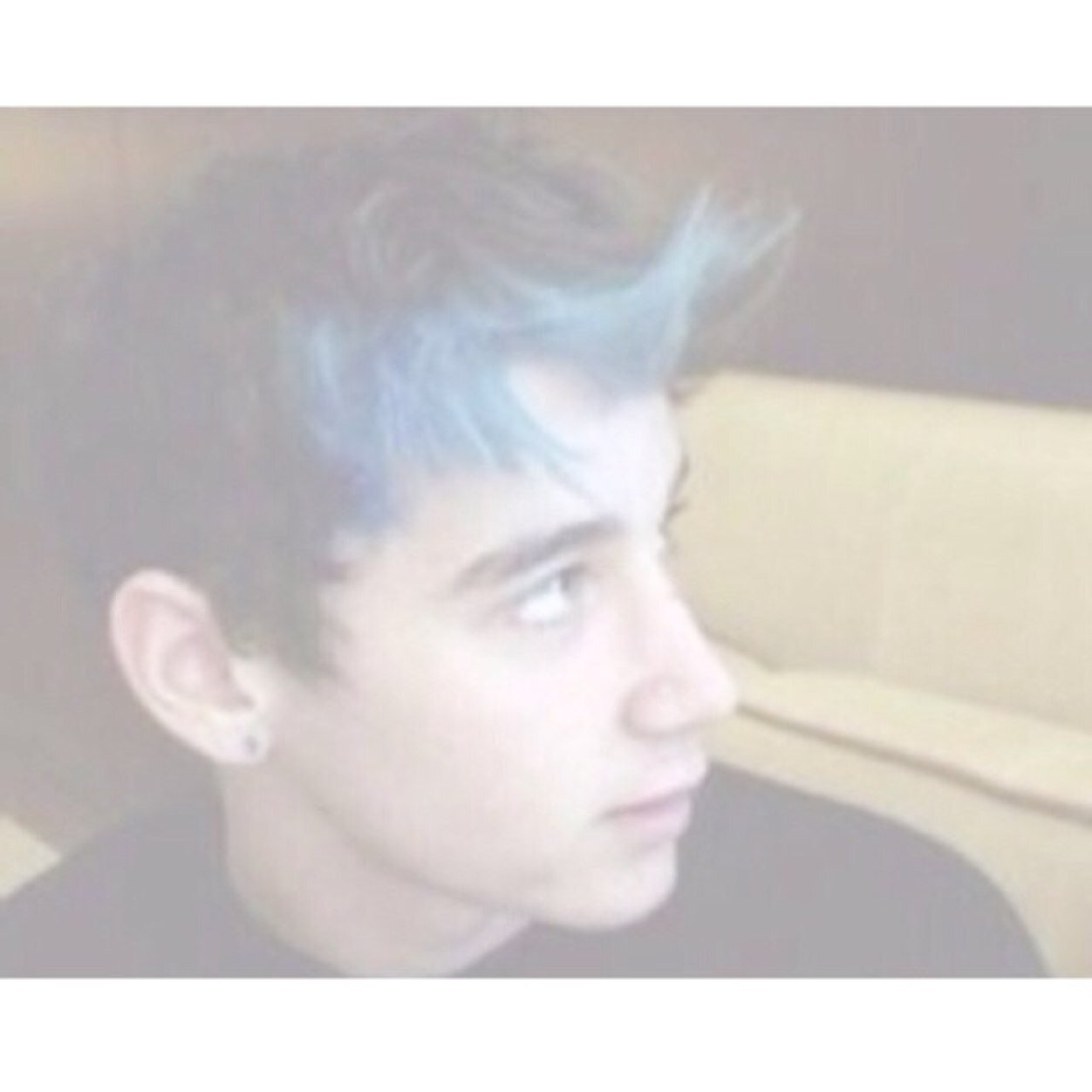 I gave you a free follow so follow @jlsmydrug for me please?