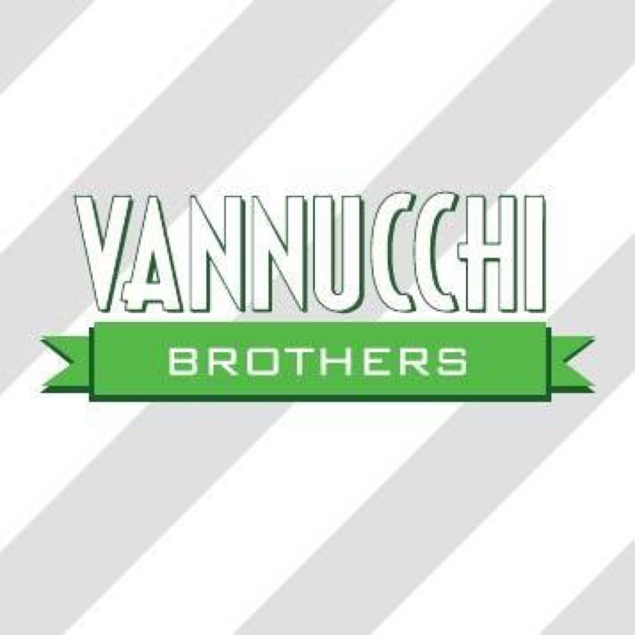 Family owned and operated pizzeria located in central Hollywood, in between City Hall and I-95. 

Specializing in italian cuisine with the freshest ingredients