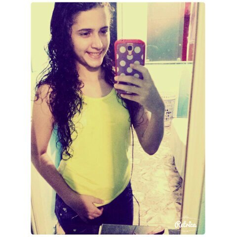 Fisicamente sou linda e psicologicamente nada convencida.../Novo Twitter, segue aí .