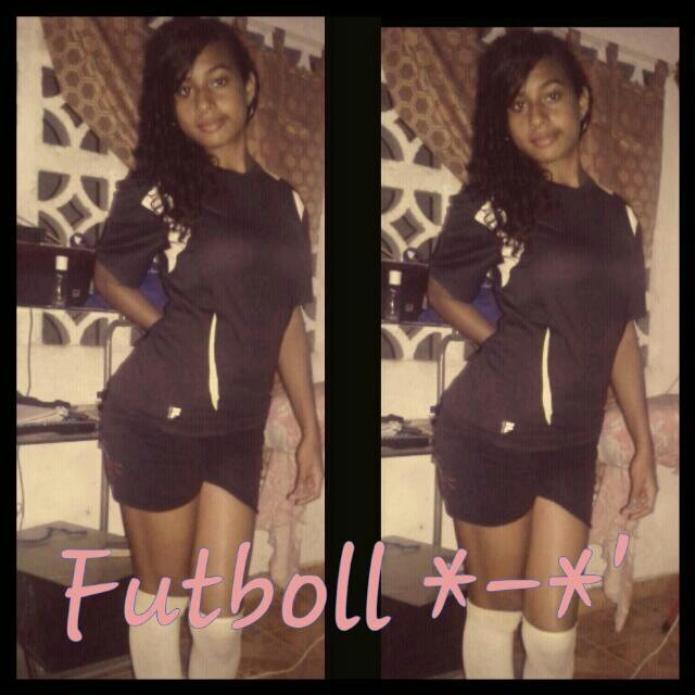AylEeN2215's profile picture. ||mi droga es la música ♫♪mi adición es el chocolate||
 ~~mi pAsión  es el fútbol* WthasapP 69366700★ 16añosツInstagram ayleen2215 cargando....