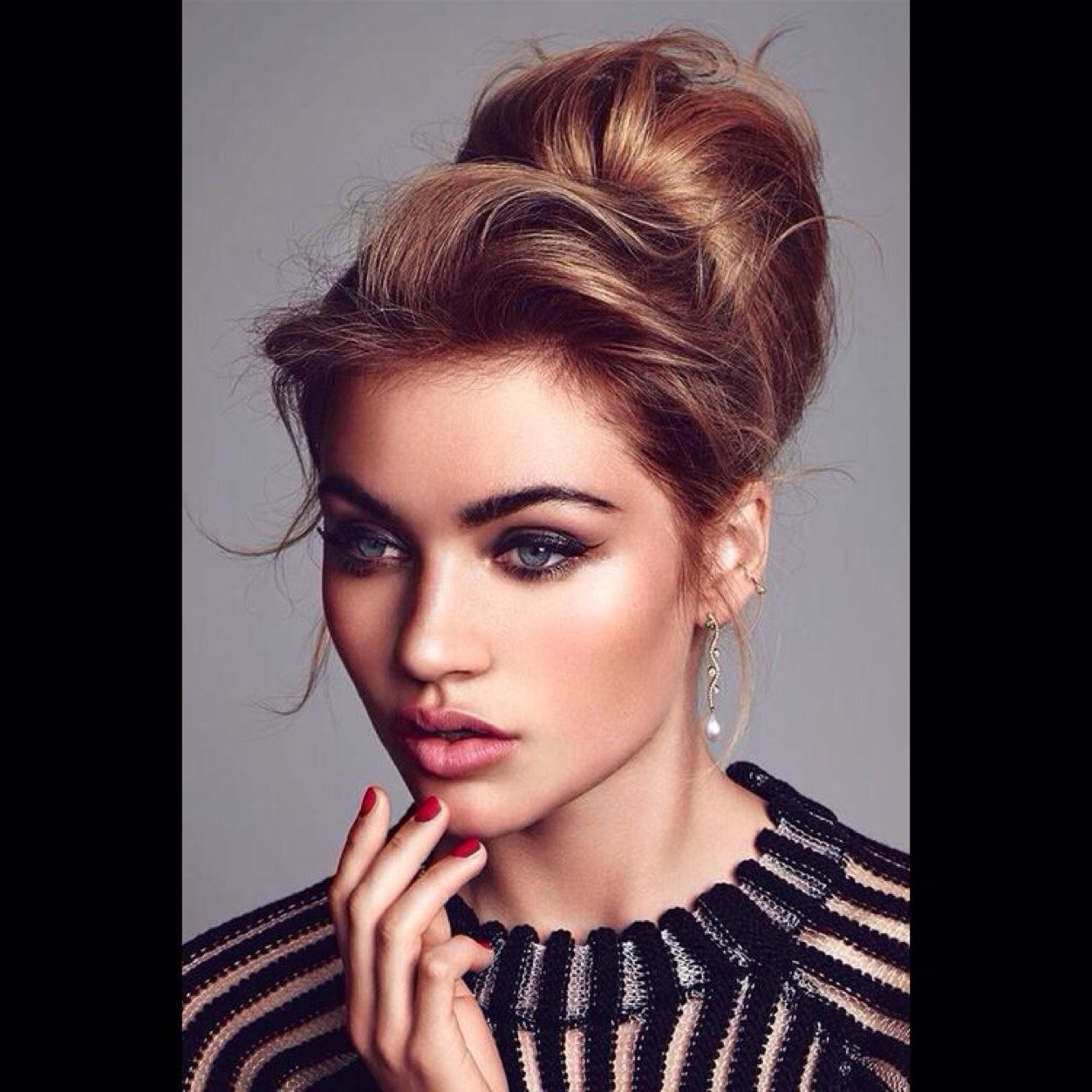 makeuptips1_'s profile picture. Makeup tips everyday