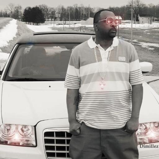 Sanity aka Rappaboi is a member of the Dimillez. Camp.  A seasoned artist with business savvy and experience.  A phenomenal writer with reality lyrics.
