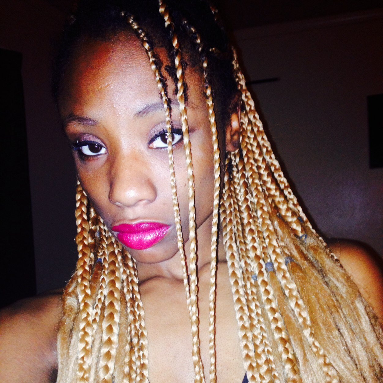 Kween from Monroe, La. Raised in Ca. Residing in Ok. Im a rapper lyricist conspiracy theorist earth loving God given woman out 2 change the world. #LoyaltyMob