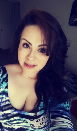 New To Twitter :D So Follow Me &` ill follow back (: