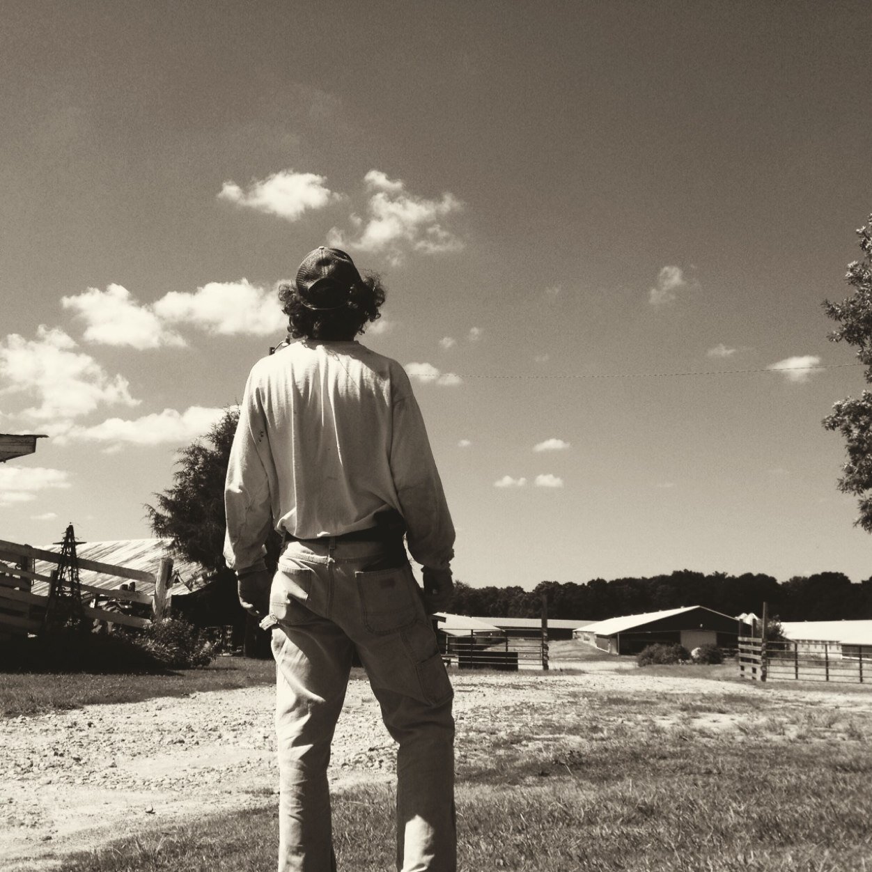 Just a long haired,born again christian,hard workin country boy. Yall come back now