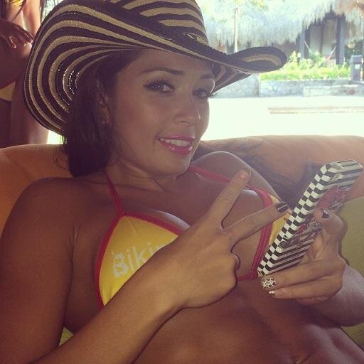 Este es el Club de Fans Oficial Dedicado a la Bella y Hermosa Modelo Caleña/Colombiana DAYANA GRISALES. Su Twitter Oficial:@dayigrisales