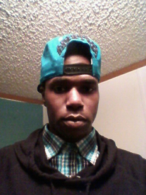 Go hard or go hme n I dnt want to go hme so we go hard cuz im 4rm New York the Bronx East180 Money well ave. # CCE & NYC Ent # Long Tounge gang #
