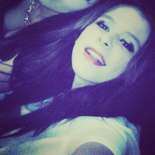 desde un 97 sonriendo y jodiendoo alos que me envidian .. Lucha por lo que quieres y no lo dejes pasar recuerda tu vida es tuya  no de los demas  (: