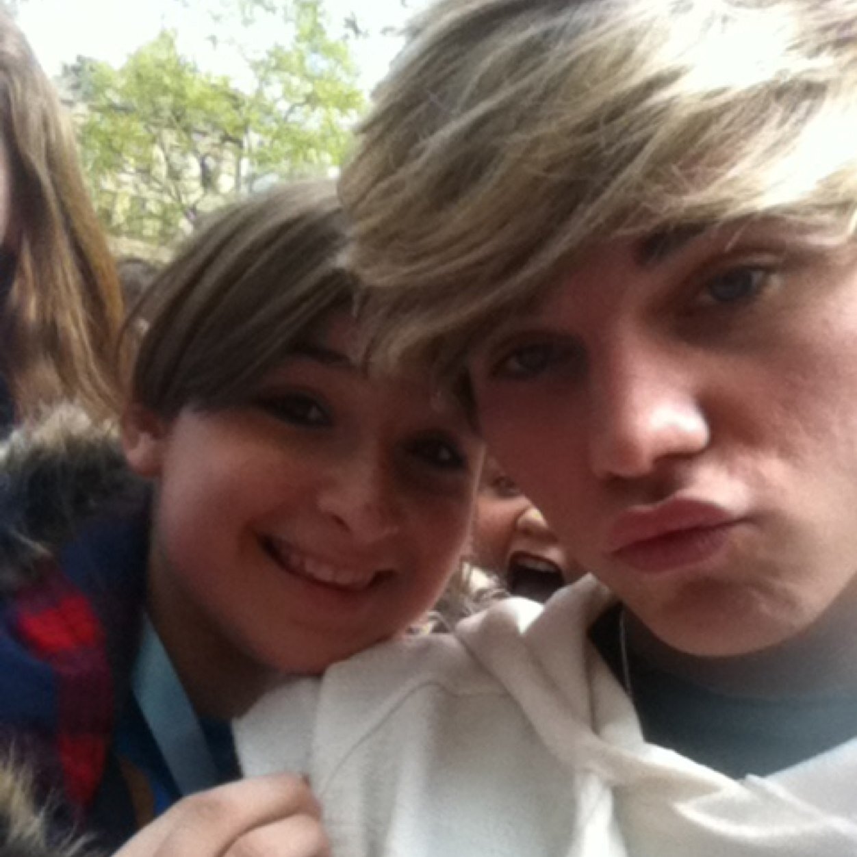 chloe1Dharry Profile Picture