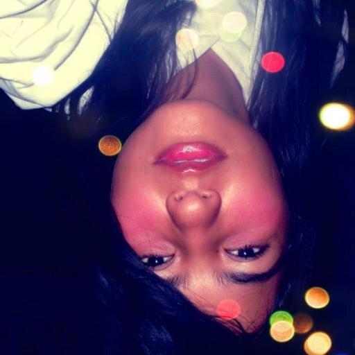 mirame bien...
estoy enamoradaaa :*