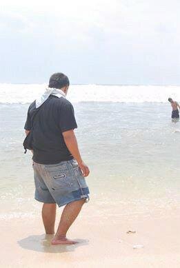 adeputranto's profile picture. 