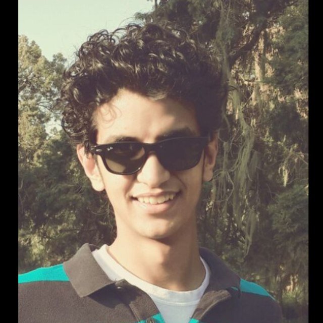 طالب هندسة كهربائية .. .. هلالي & مدريدي & إنتراوي.. أحب الوناسة وأعيش عليها .. تابعوني ^_^