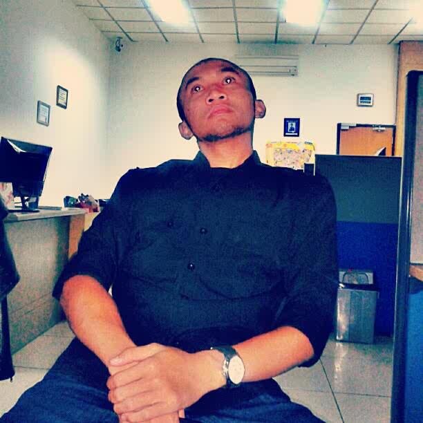 A lecturer, a knowledge seeker, an entrepreneur,  and philanthropist wannabe | Obsessed with Career Guidance and Counseling