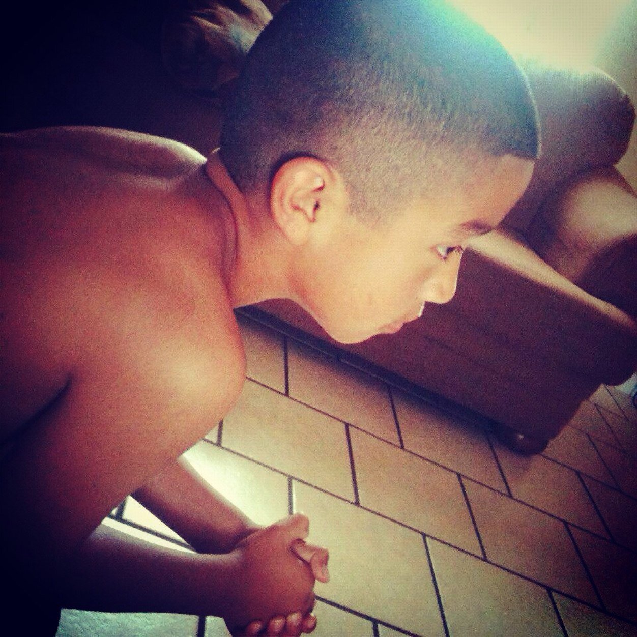 arturo47917276's profile picture. Follow, ill follow back . 
 June 25 . 
 Facebook; Arturo Flores .