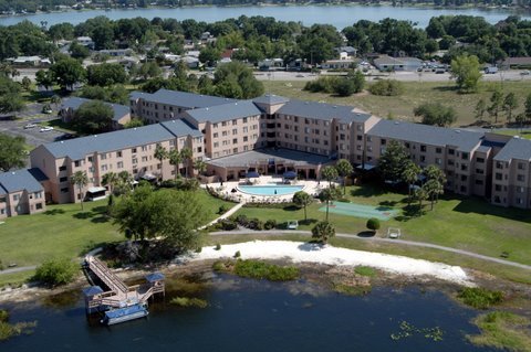 Welcome to Spring Haven, the premier retirement community in Winter Haven, offering you affordable luxury and a gracious, relaxing lifestyle.