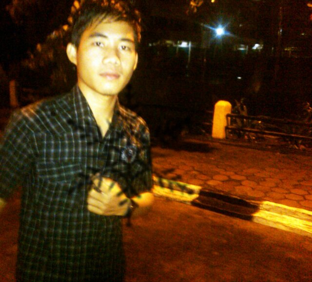 gustiprori17's profile picture. 