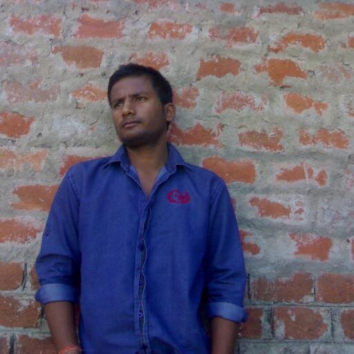 देखा है तुझको ... मुझे देखते हुए.......♥☺