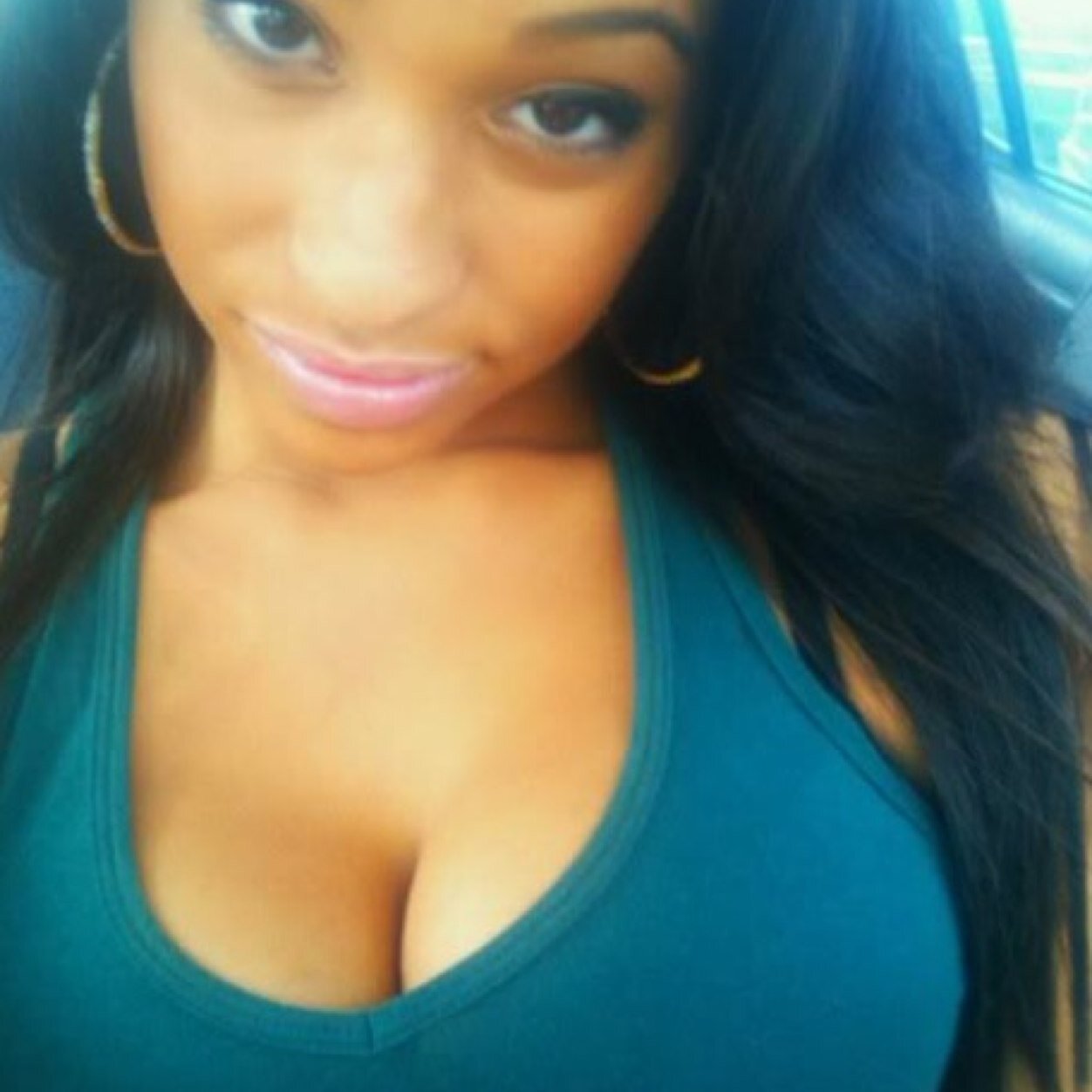 Nessa_Thuqqin's profile picture. I'm Mean. ❤️❤️❤️ The definition of a lady. Your Majesty. Selfie Queen.