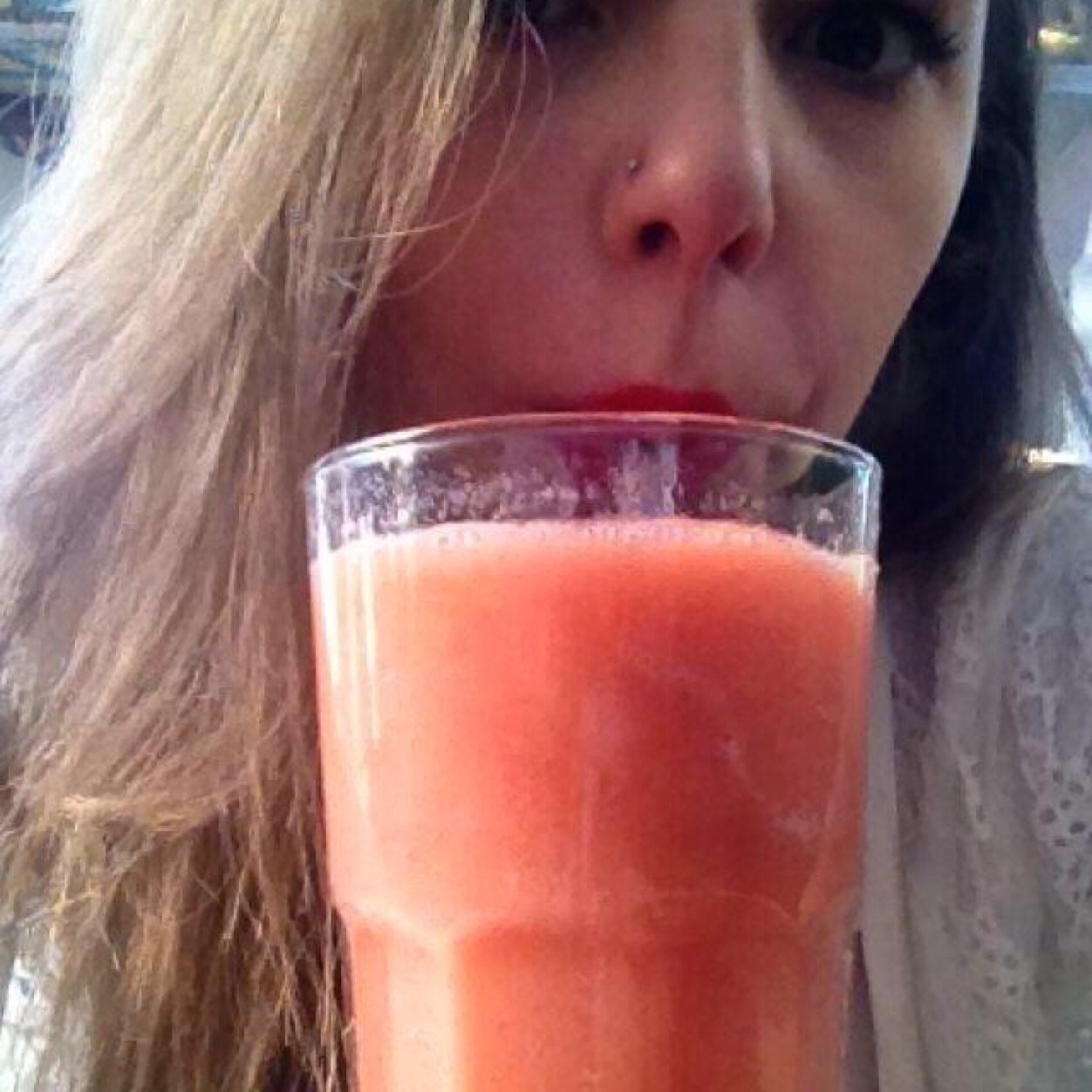 braggaboutu's profile picture. idk???¿¿¿