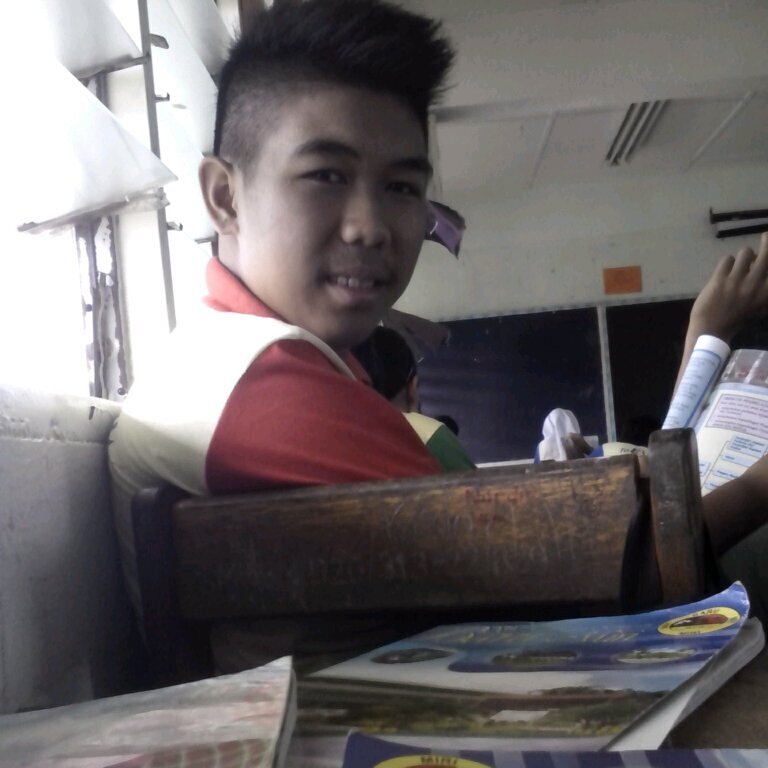 #Iboh sik follow ! Ketok pkey kuali plak lak :3