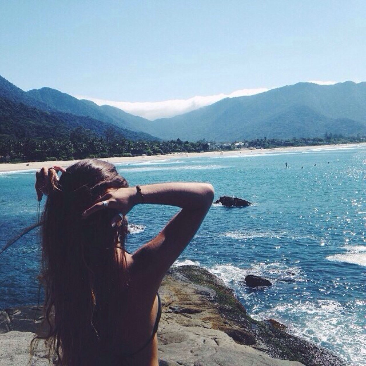 i'd probably still love you with your hands around my neck || #illhueminati