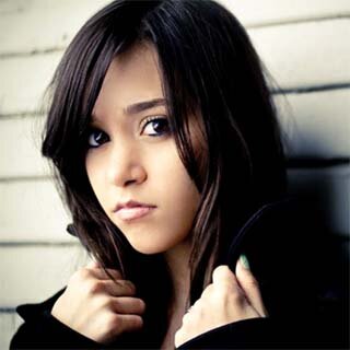 | ♥ Megan Nicole | ♥ Maddi Jane | Mention for follow back! :)