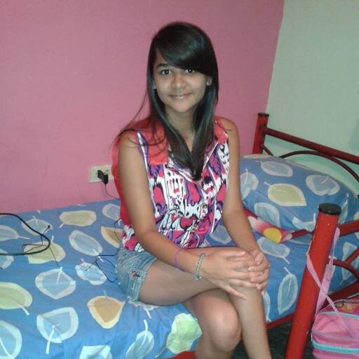 facil tu me sigues y yo te sigoo *__* ... Angel Gabriel :* el amor de mi life
