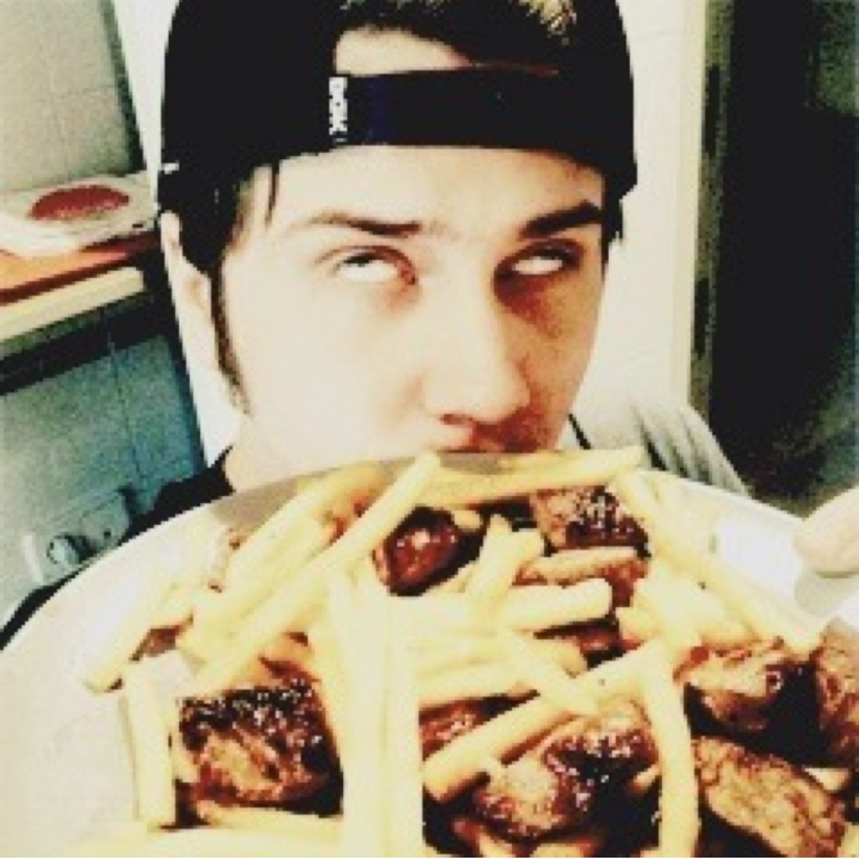 awsdx1d's profile picture. si si otro free follow, antes de que digas algo sigue a @safuvzl