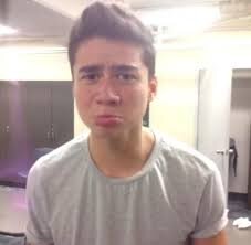 This is a free follow,Go follow @_5secsof1D__ or i unfollow thanks xx