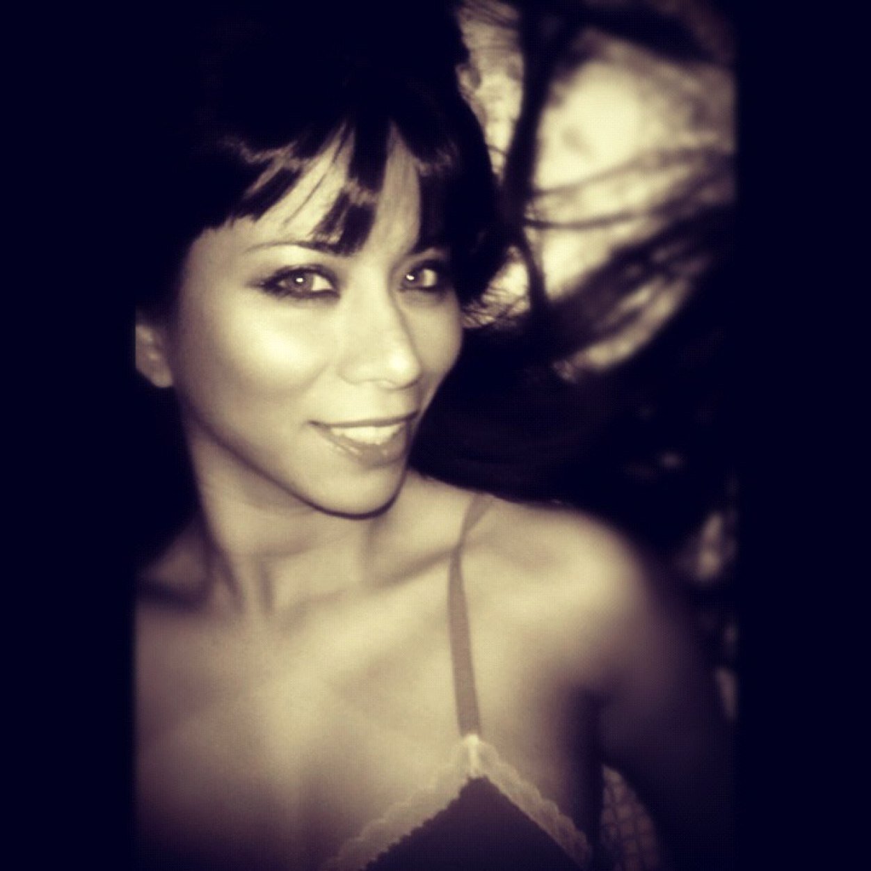 Founder and Creative Director at Varelli Instagram: varellidesigns Facebook: Varelli