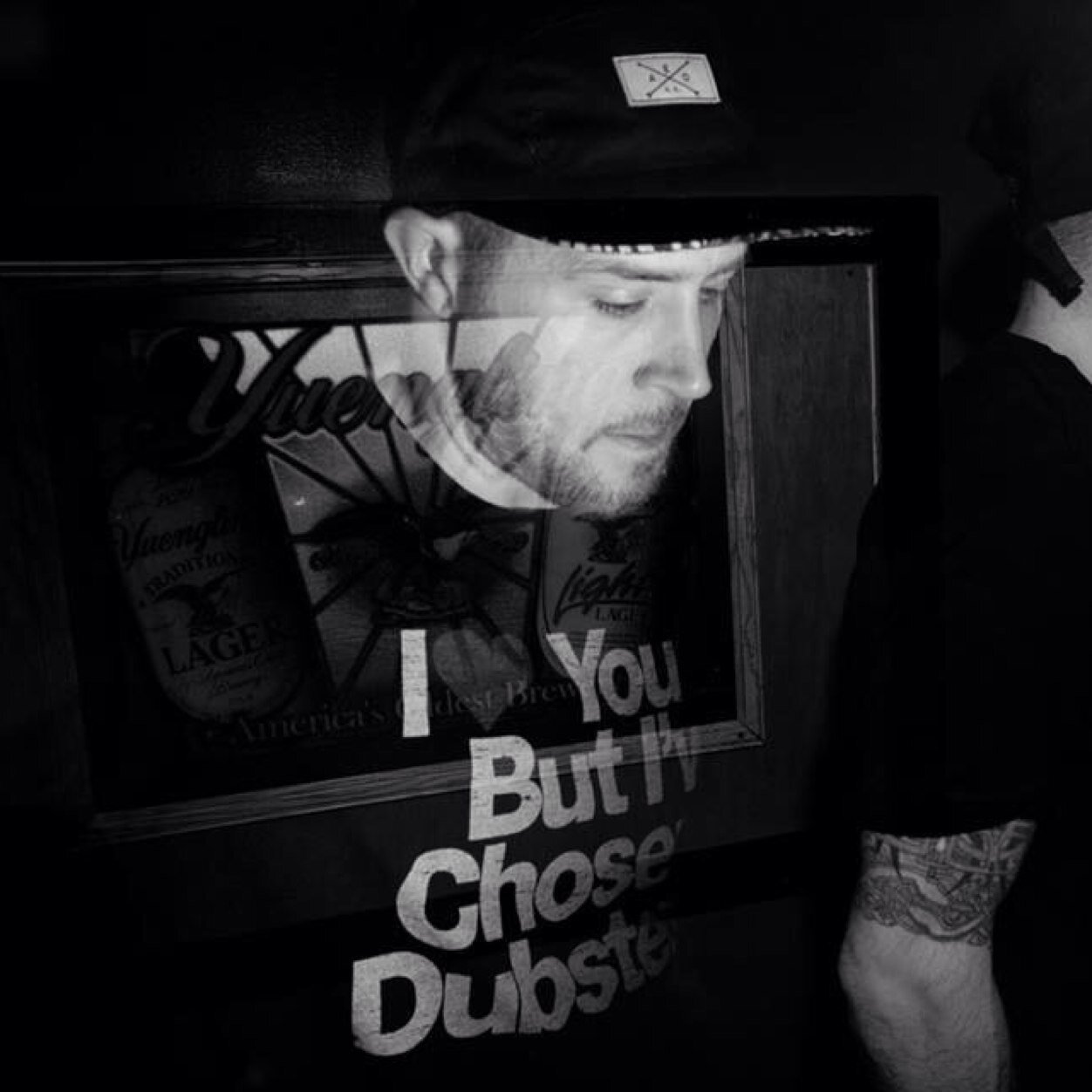 Artist•free thinker•DJ 1/2 of @freshpair8, The Electric Circuit Sat. 9am est- 2PM gmt https://t.co/fsN1wIi0Kz