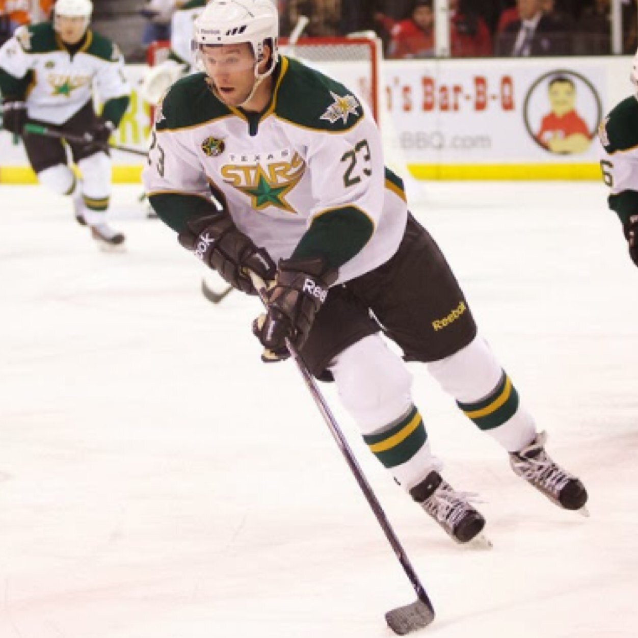 Hockeyguy__'s profile picture. -22-HOCKEY PLAYER- #19