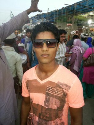 IsabShekh's profile picture. 