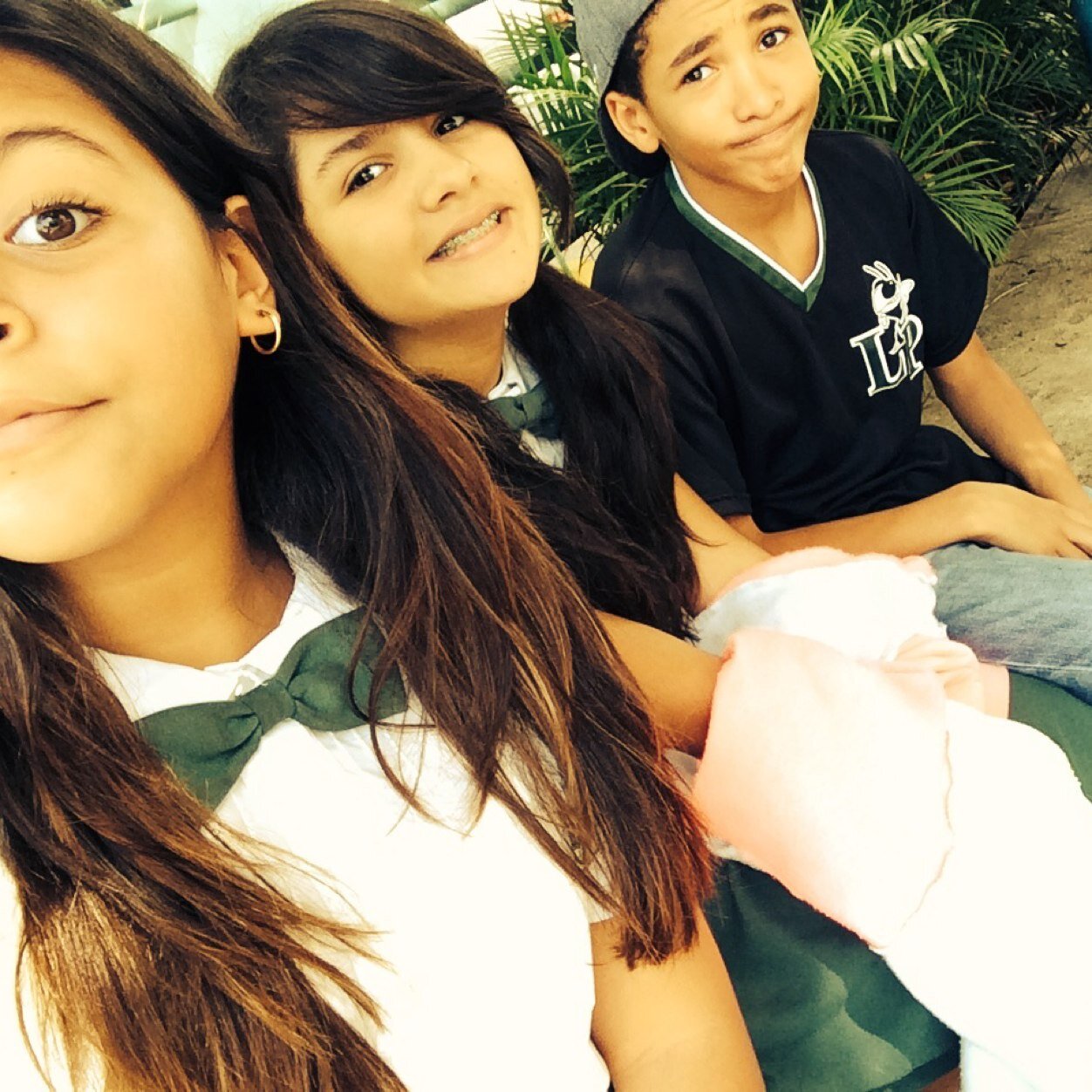 fabiolaa05's profile picture. the names FABIOLA //13//surf//longboard//pink&blue//internet//mall//crushing// you cant break up a family ~nash //cameron//nash//hayes//matthew //5s gold 3