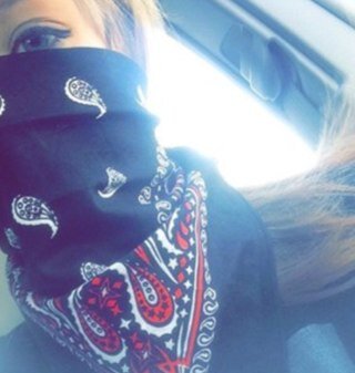 Avery_Marie_J's profile picture. Im 13
Ohio
Taken 4•15•2014
Kik: AveryMarieJ