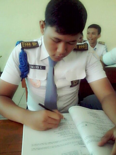 ♥ ツ Jomblo itu indah (う˘▿˘)ε˘と)