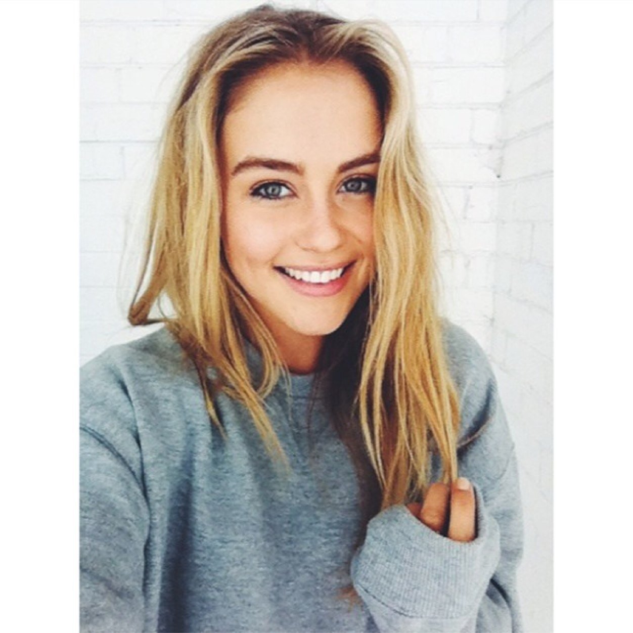 Determined to find out what's right and what's wrong. [Hunger Games Single RP]