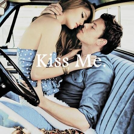 Encontrar el amor, no estaba en mis planes. · Te apuesto un beso, a que quieres otro.