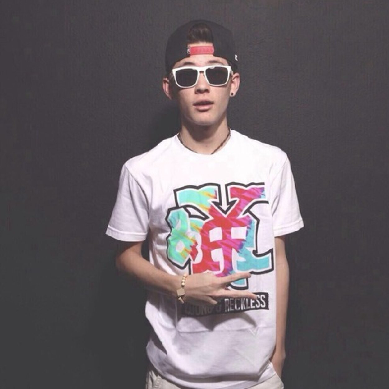 CARTAH DON'T DO DAT!! {single and bisex}